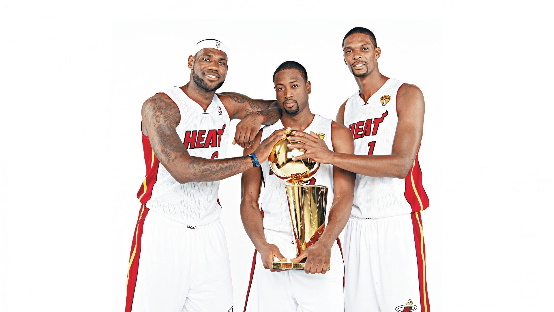 太阳灼烧开拓者，但切特·霍姆格伦才是那块无法忽略的基石