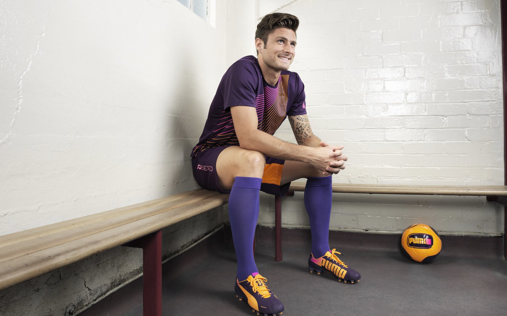 贝林厄姆闪耀焦点战，乌拉圭对阵勒沃库森的胜负手